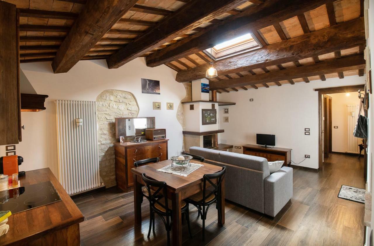 Appartamento Casamenetto Vacanze Sassoferrato Esterno foto