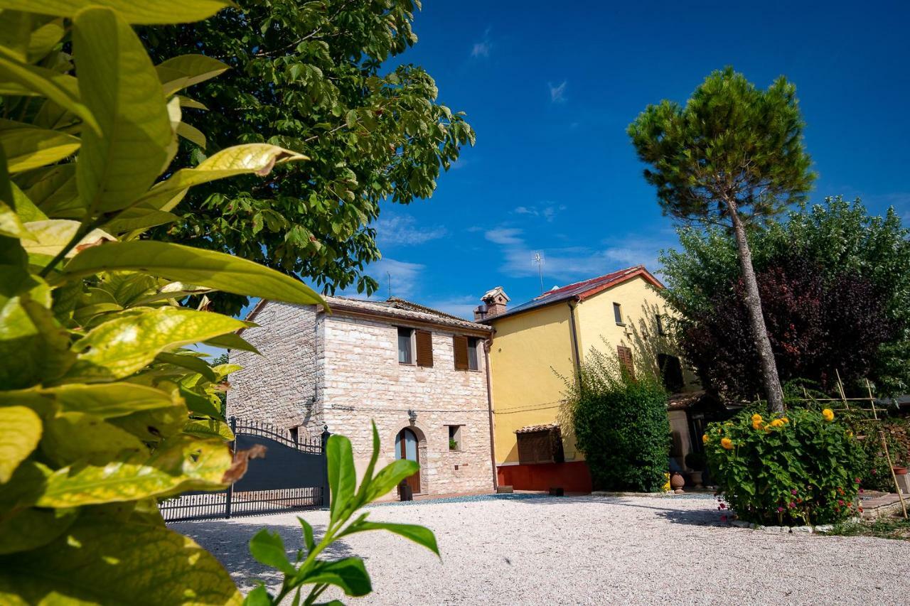 Appartamento Casamenetto Vacanze Sassoferrato Esterno foto